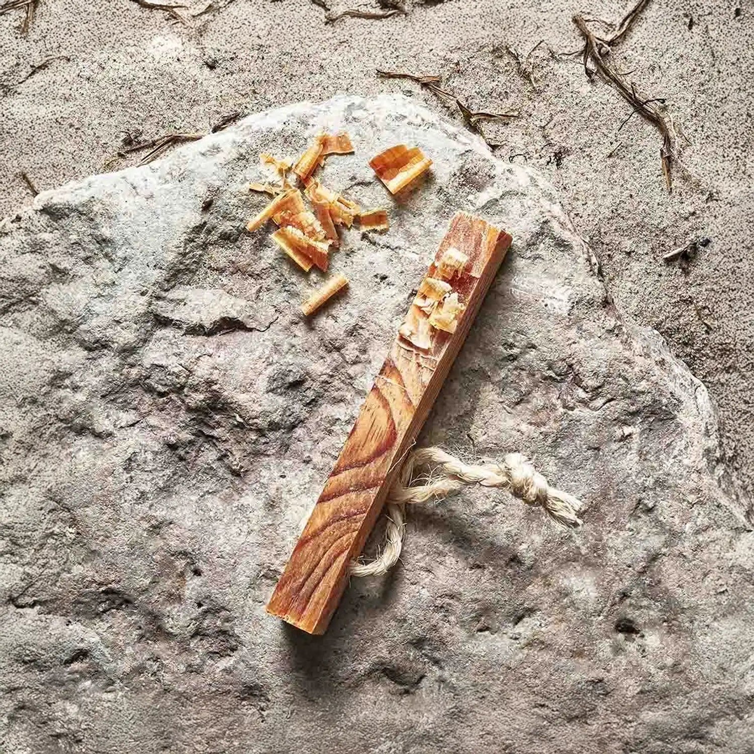 Light My Fire - Tinder on a rope - Goedvoorbereid.nl