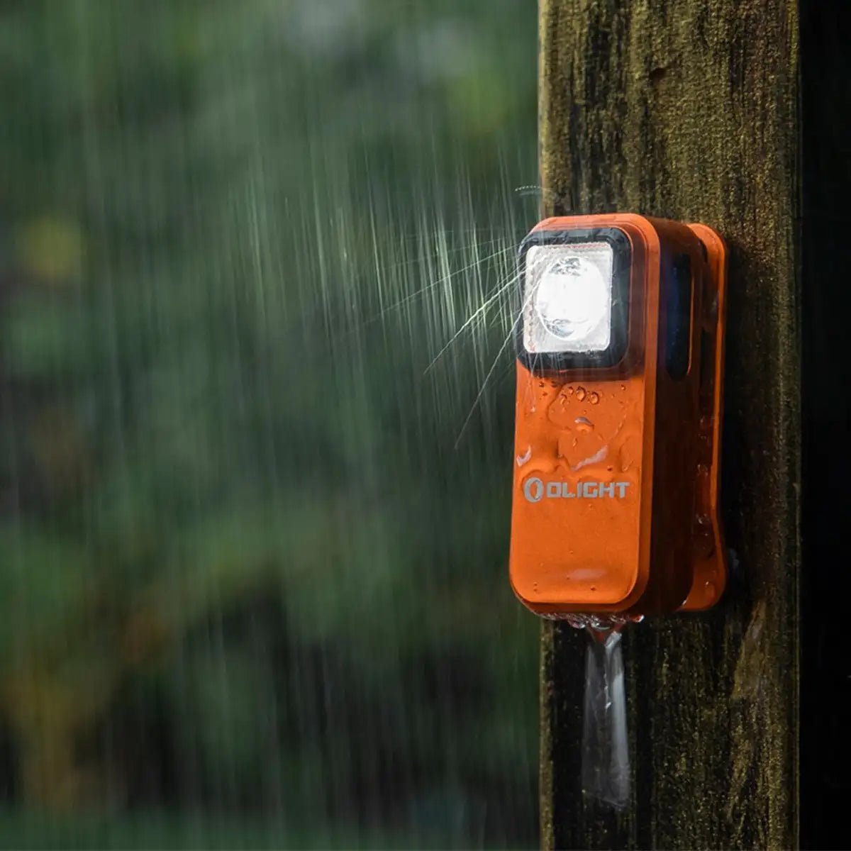 Olight Oclip Oranje - Goedvoorbereid.nl