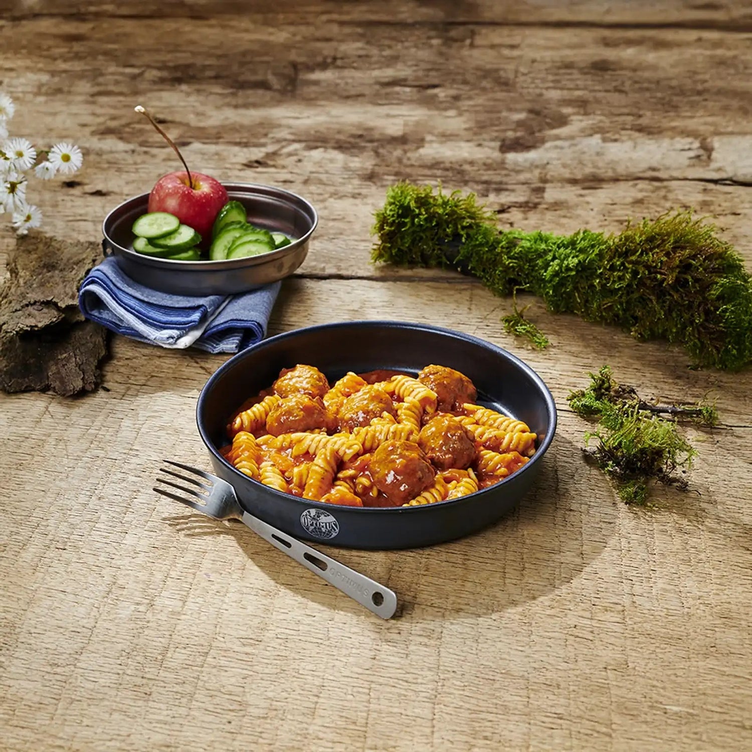 Trek 'n Eat RTE Series - Gehaktballen met pasta 350g - Goedvoorbereid.nl